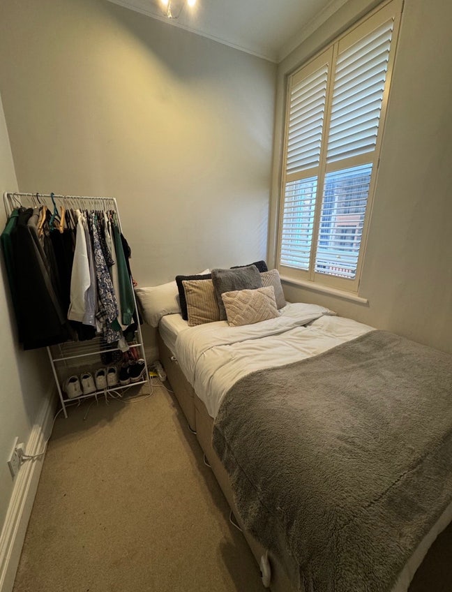 Cosy double room in a girly flat in Clapham South Main Photo