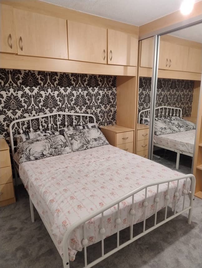 Rooms Available –  NW7 3SF - £725 - £400 Main Photo