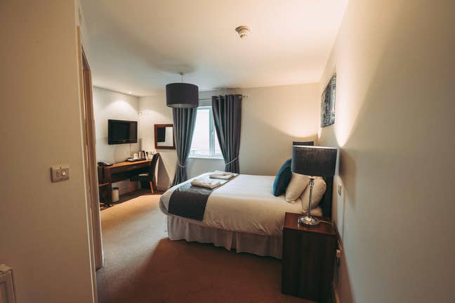 Double Room Available Near Bridgwater J23 Main Photo