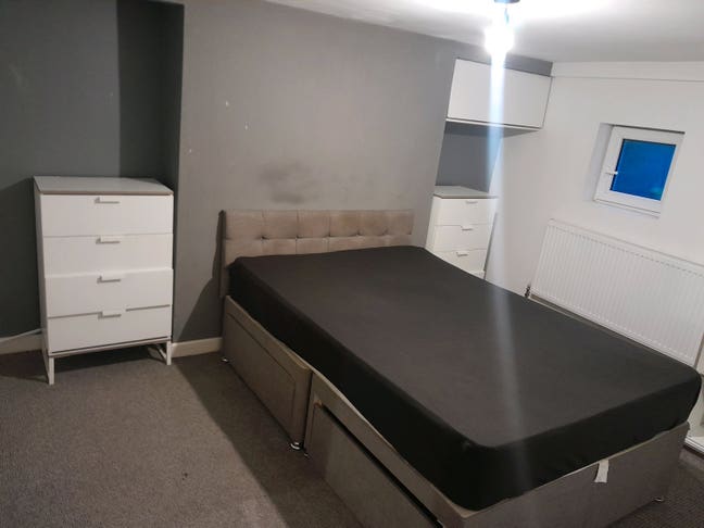 Double room available  Main Photo
