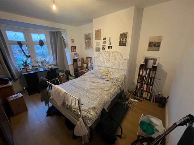 Amazing large room to rent in Forest Hill  Main Photo