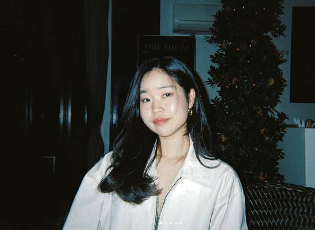 Hi! I'm a female (31 yr) working in tech as a... Main Photo