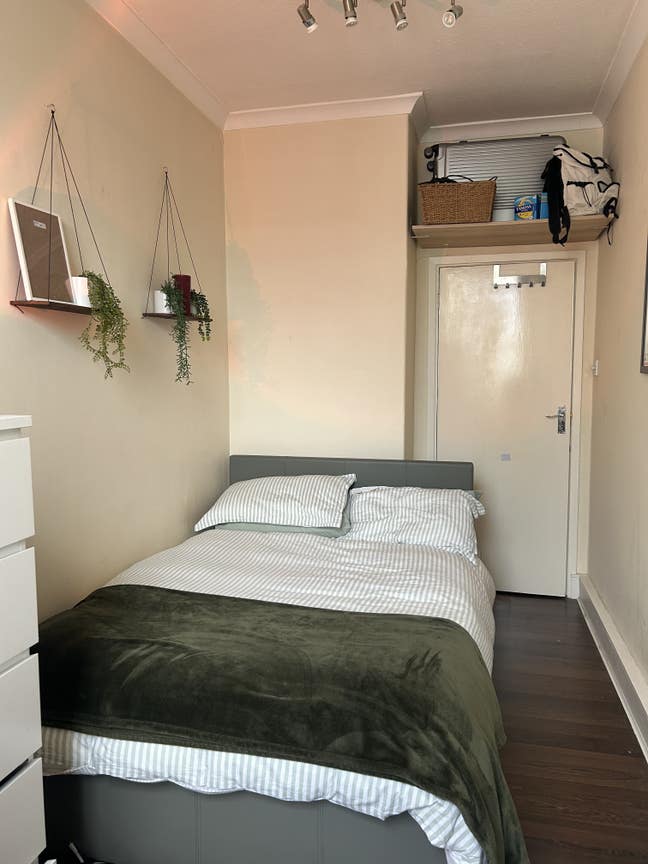 Double room available in St John’s Wood  Main Photo