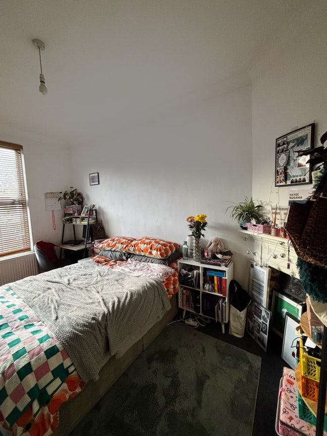 Large Double Room in Kensal Green Main Photo