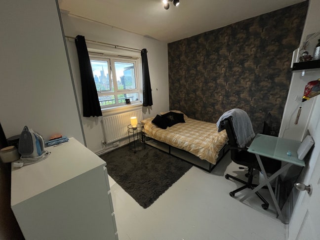 Cosy home in East London Main Photo