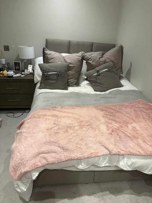 Beautiful double in lovely Putney home Main Photo