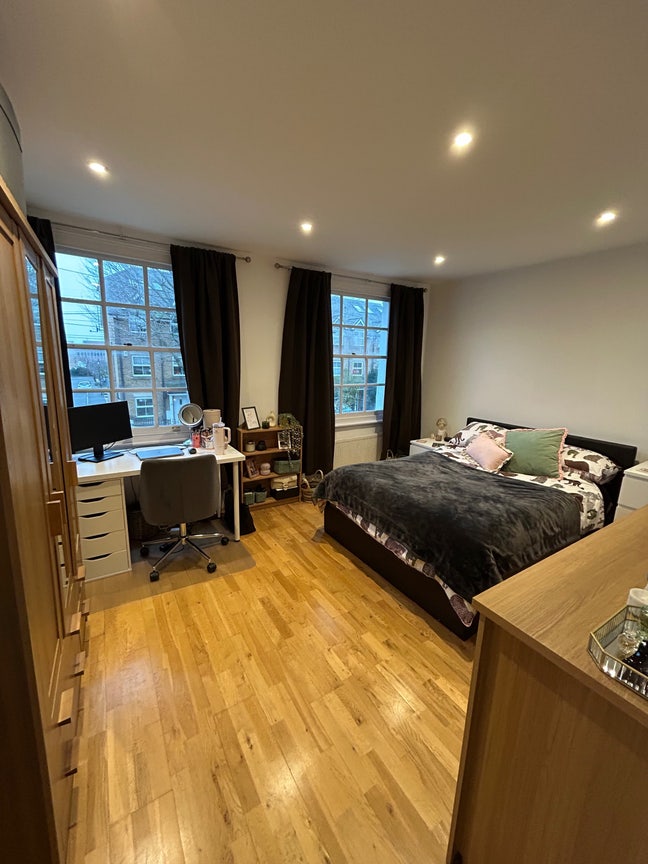 Double Room Available in Tooting Bec Main Photo