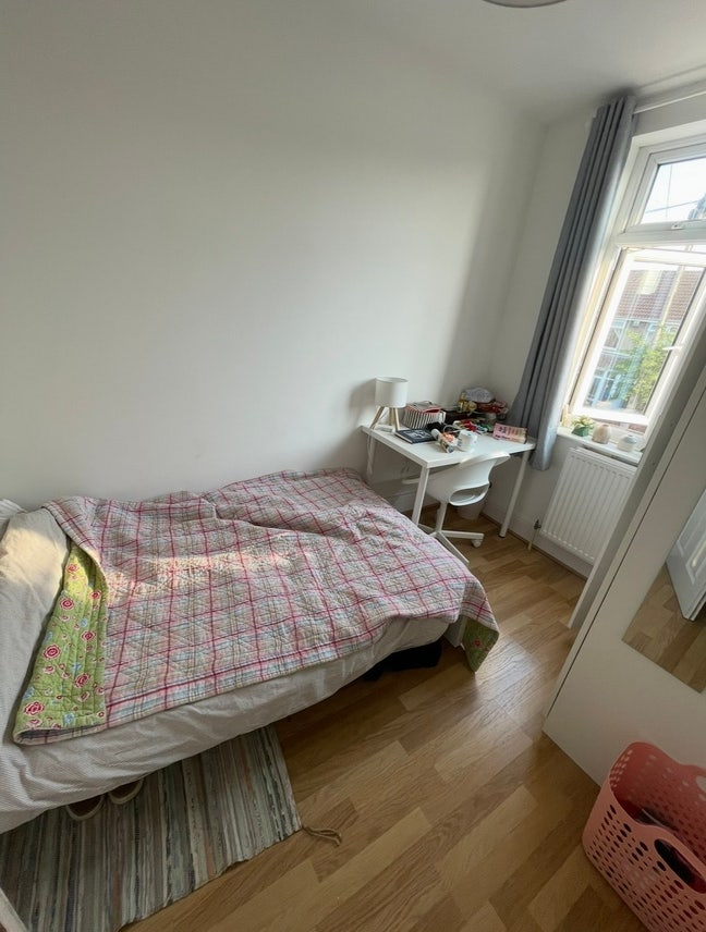 Single Room - Horfield BS7 - Move in ASAP Main Photo