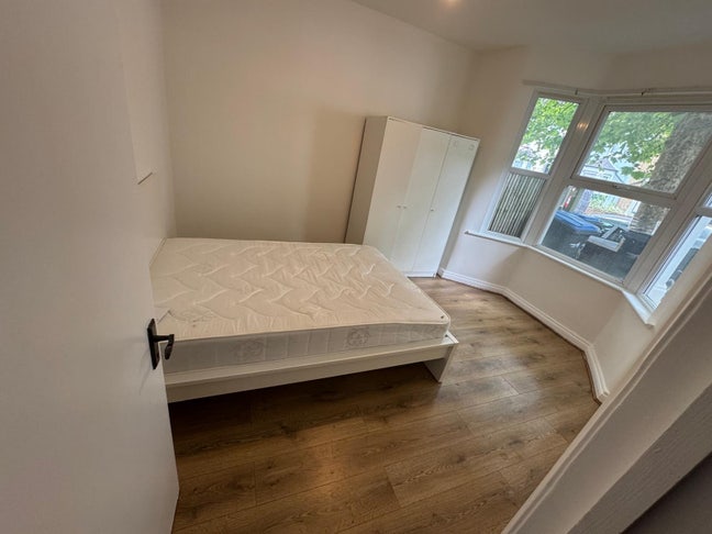 Double Room to Rent  Main Photo