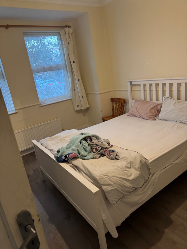 Room  Main Photo