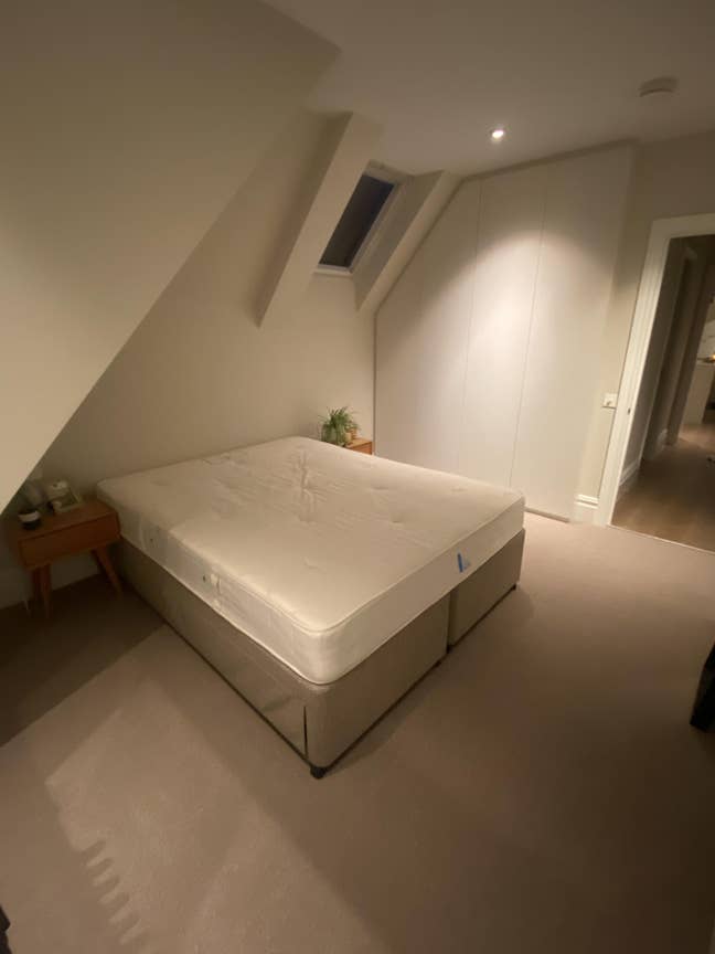 Beautiful Double Room in Newly Renovated 3-Bed Main Photo