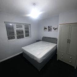 Large Luxurious Double Rooms Near New Cross Hsp Main Photo
