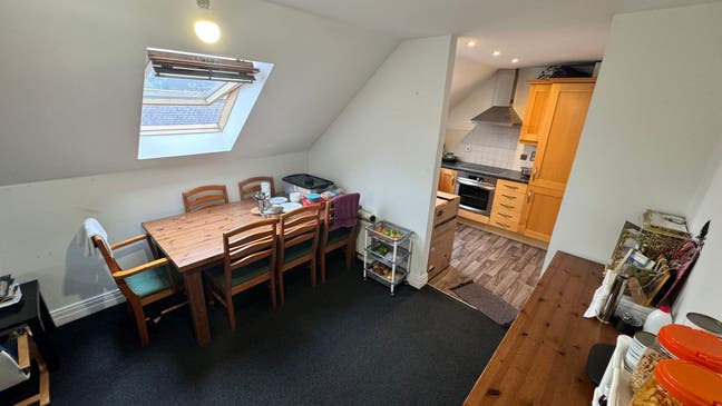 ✨ Spacious 2-Bedroom Flat in Central Harrow Main Photo