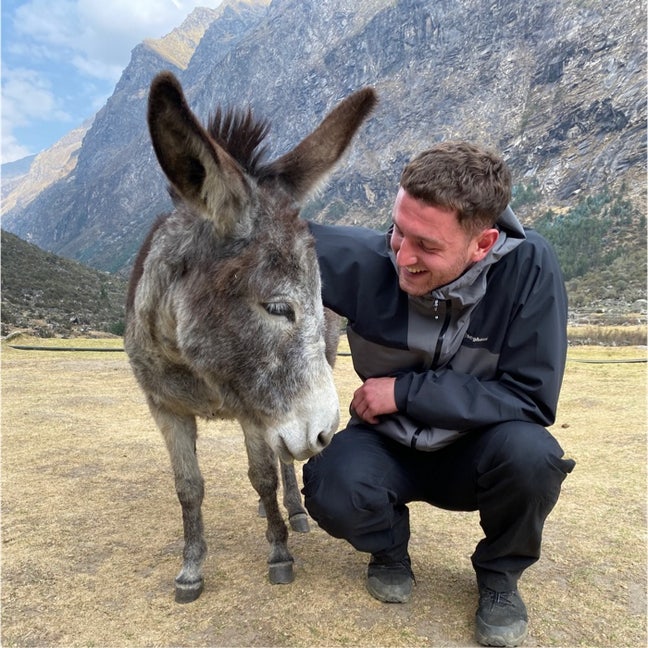 Looking for a room Main Photo