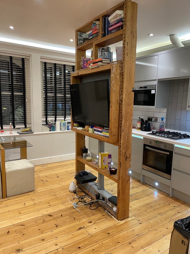 Clapham north beautiful flat Main Photo