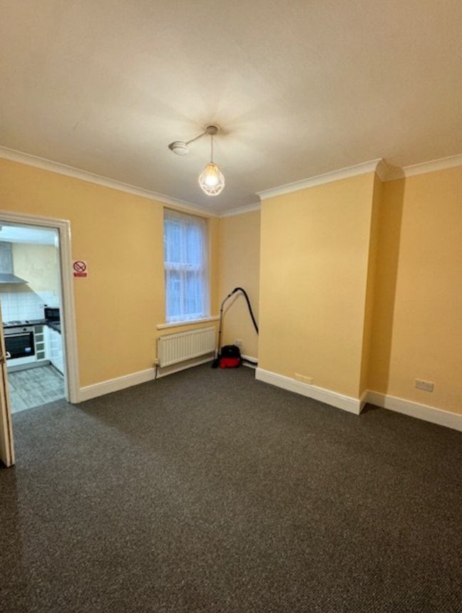 Single rooms for rent  Main Photo