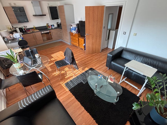 Cozy and Spacious Double Room in Walworth Main Photo
