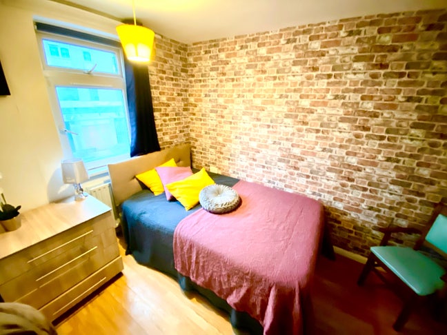 Superior Double Room at Canary Wharf Main Photo