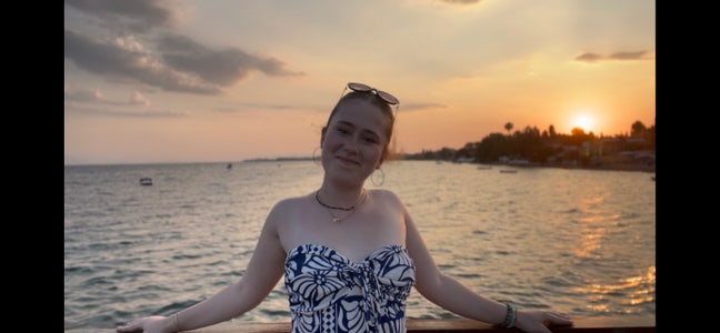 1st year looking for 2nd year housing/ housemates  Main Photo