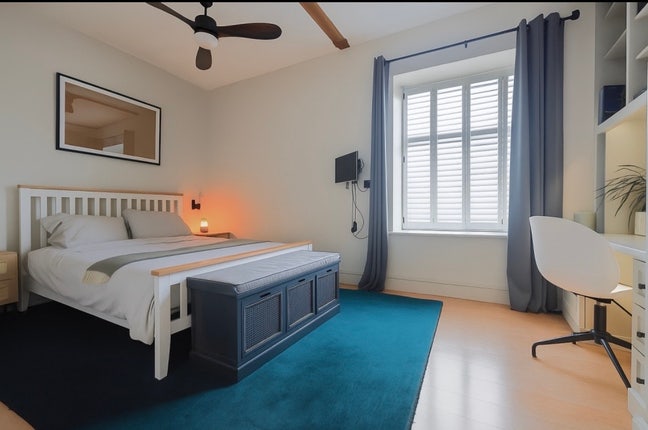 Luxury 2 bed apartment. Town centre. Main Photo