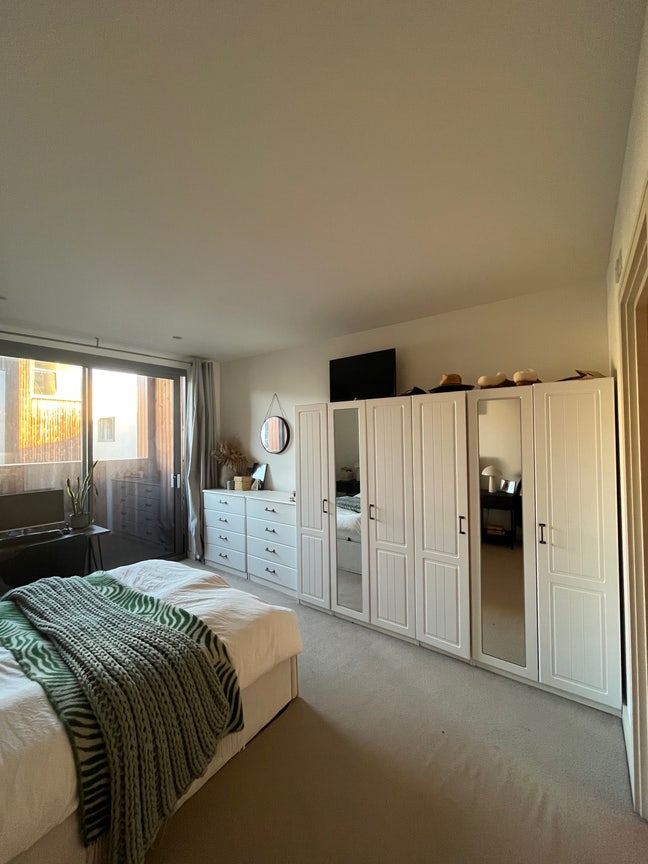 Double room w/ en-suite & private balcony  Main Photo