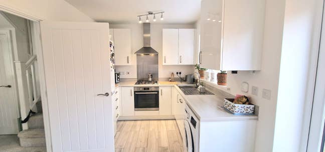 Cosy Double Room – Branston Leas, Burton Main Photo