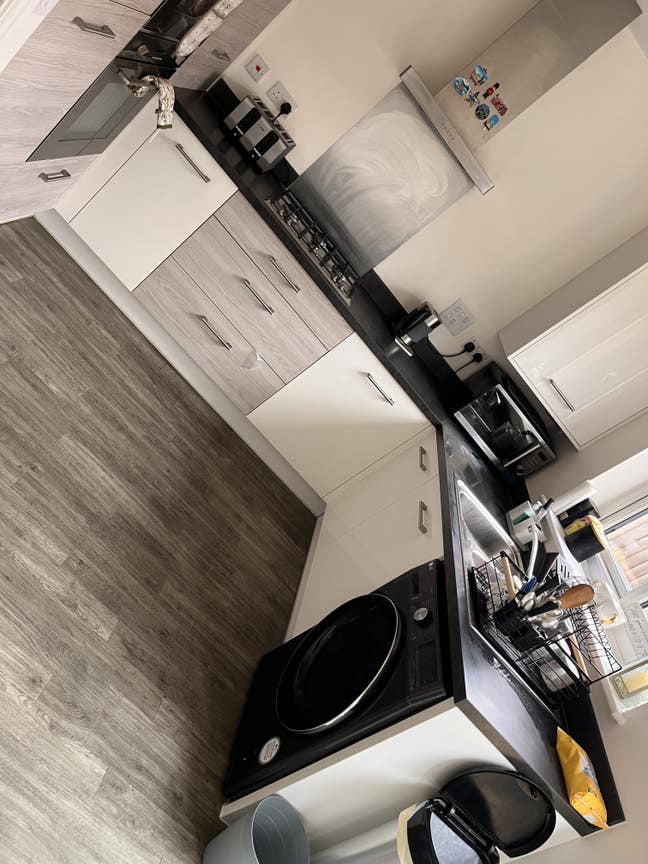 En-suite room Main Photo