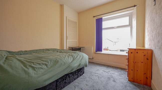Room to Rent – Professional House Share Main Photo