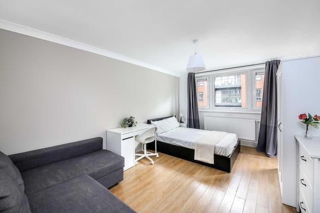Luxury House-Share, Double Ensuite Bedrooms Main Photo