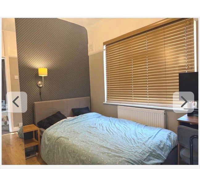 Medium size room for one boy Main Photo