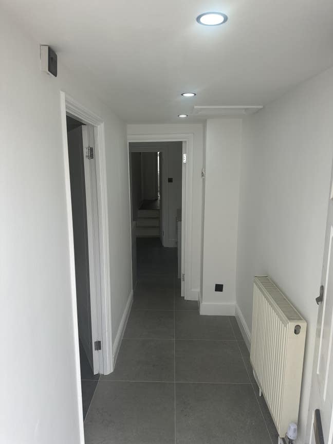 Beautiful spacious rooms to let Main Photo
