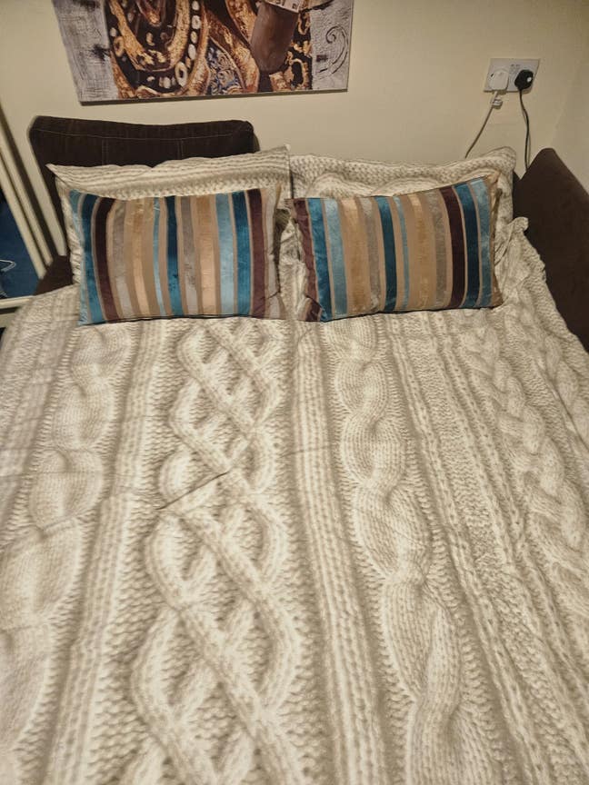 Double  Furnished Room, House Share With 1 Only Main Photo