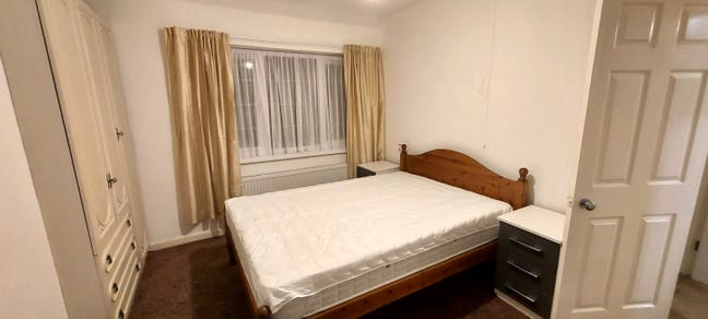 Professional modern house share  Main Photo
