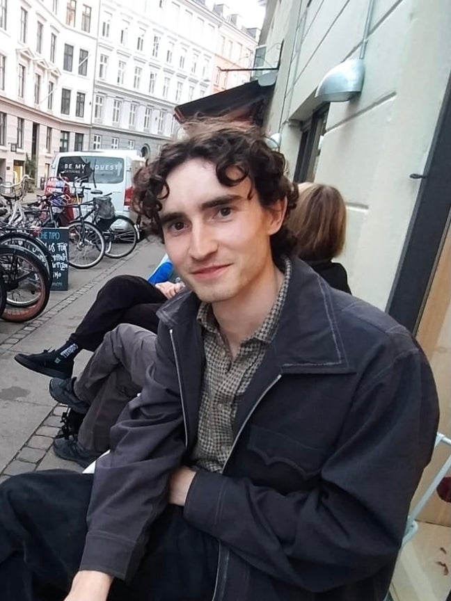 Looking for a room in Chorlton/Whalley Range Main Photo