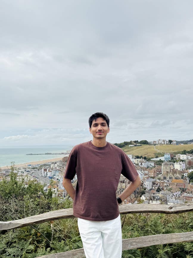 Professional Male seeks a single or double room Main Photo