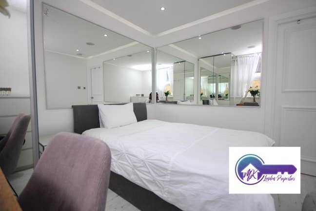 Luxury En-Suite Room | West London Location Main Photo