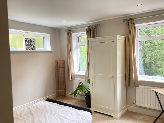 Double Room Available (lodging) 5 min to station Main Photo