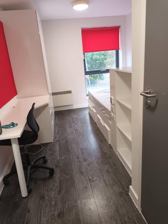 Classic Ensuite Flat in Yugo Arofan House Cardiff  Main Photo
