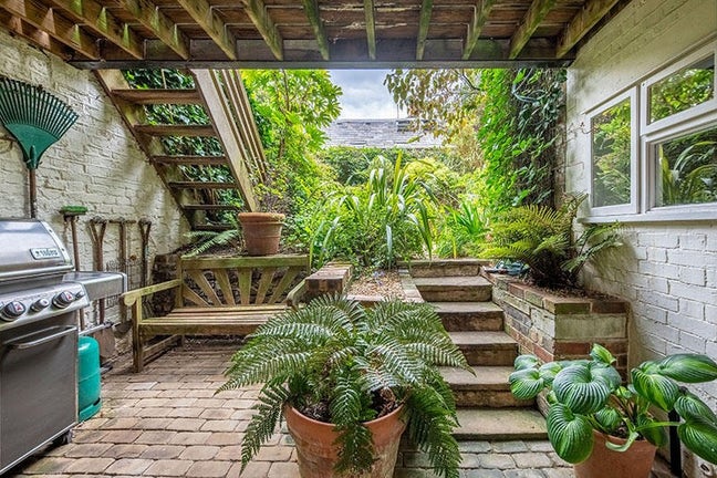 A charming early Victorian mid-terraced house. Main Photo