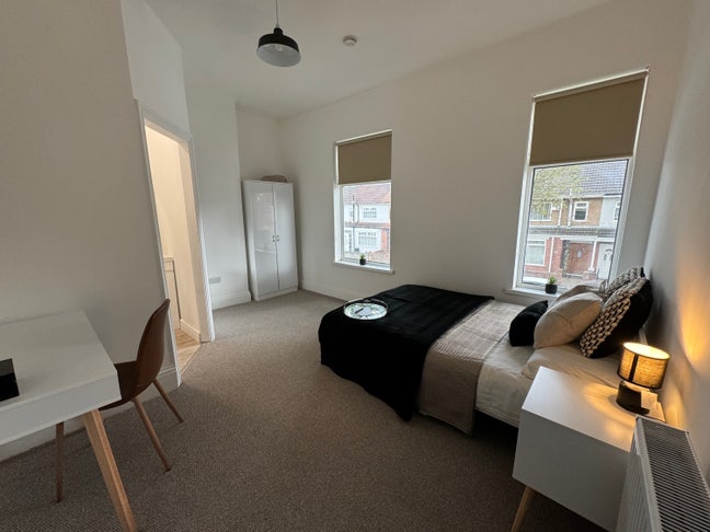 ✨Ensuite room to rent -Modern + newly renovated✨ Main Photo