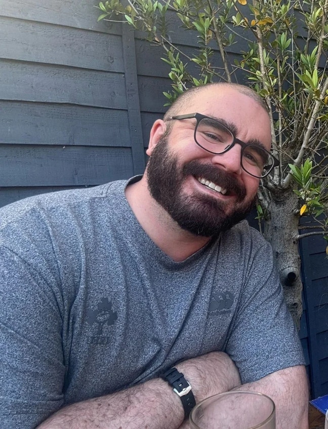 Friendly, British gay guy 🔎 room or to buddy-up Main Photo