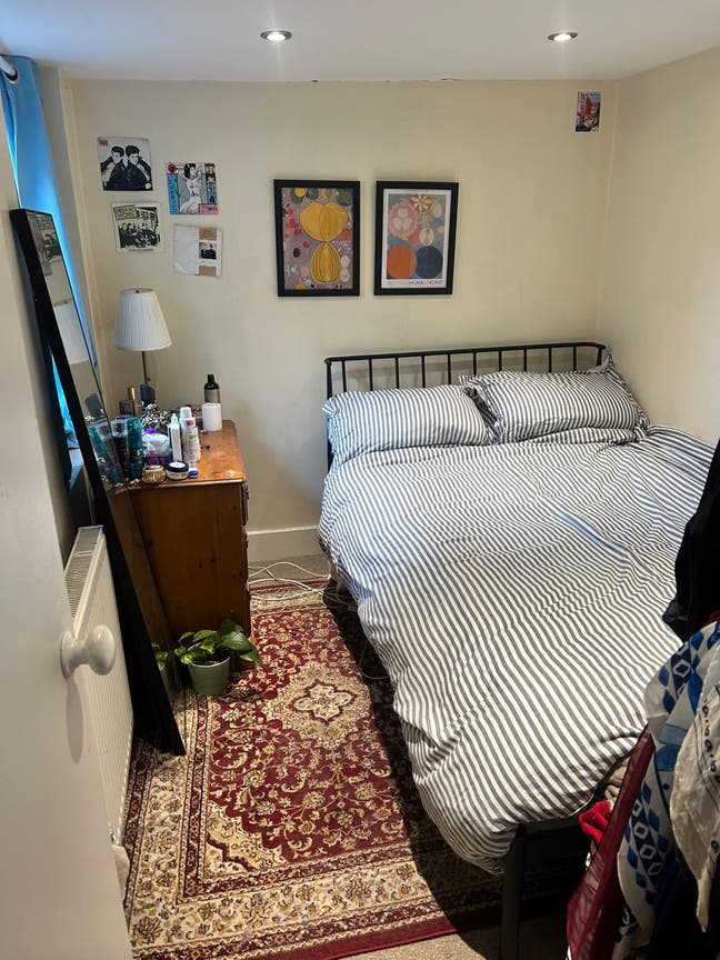 Double room available in Putney - £760 a month! ✨ Main Photo