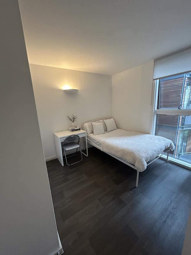 Bright double room | Clean flat | Angel/Old St Main Photo