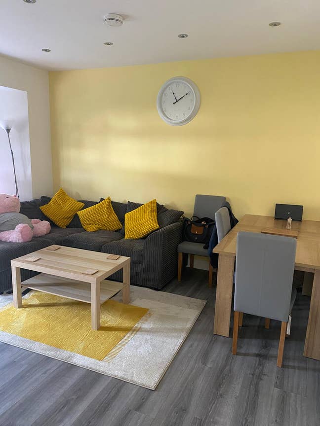 Double fully furnished room near Mcr Airport  Main Photo
