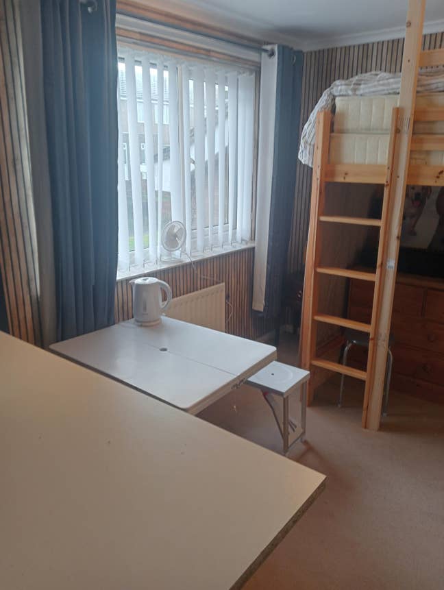 Double room with high bed Main Photo