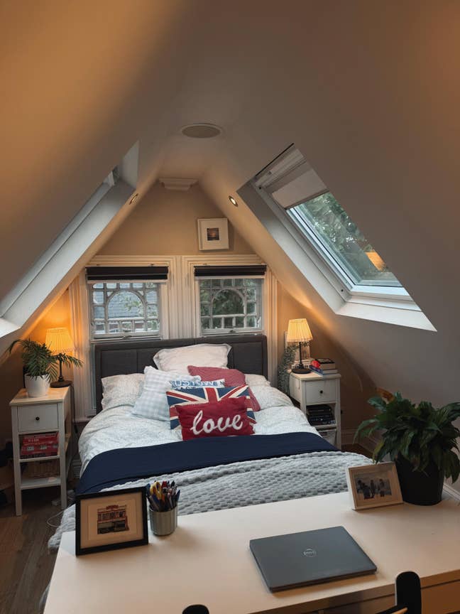 Room in a split level two bed flat in Tooting Bec Main Photo