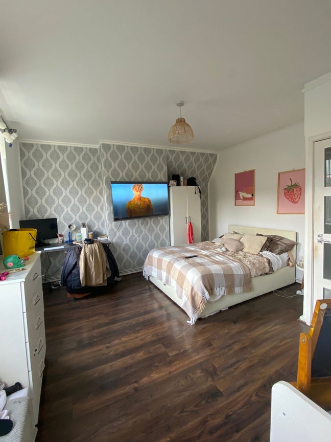 Lovely Double Room in the Heart of London Main Photo