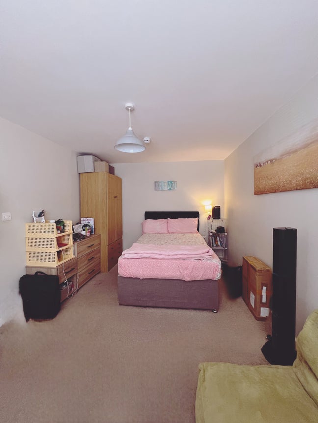 Double Room Available in Tunbridge Wells  Main Photo