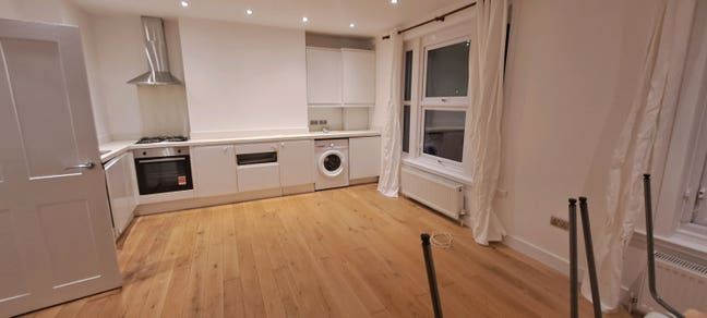 1-Bed Flat – Lampard Grove, London N16 Main Photo