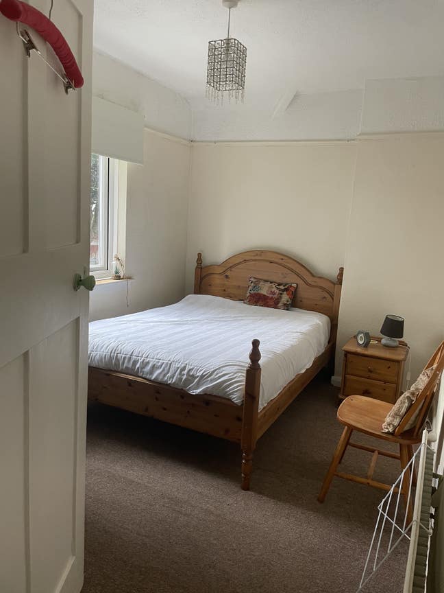 Double room In Penryn £635 per cmm Main Photo